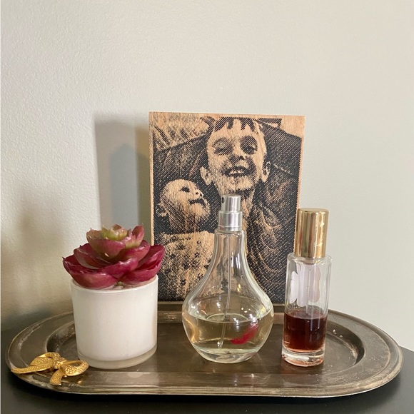 Vintage Antique Vanity Tray with Bow - Picture 3 of 3